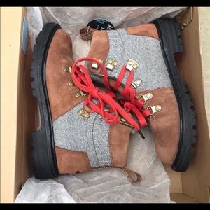 Toms waterproof hiking boot